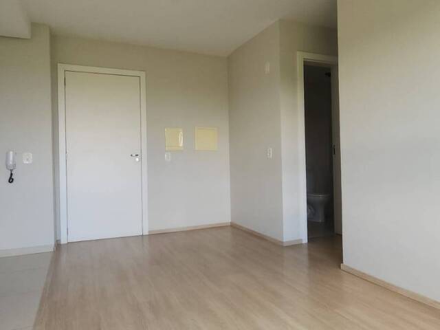 Apartamento para Venda em Caxias do Sul - 4