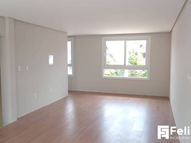 Sobrado para Venda em Caxias do Sul - 3