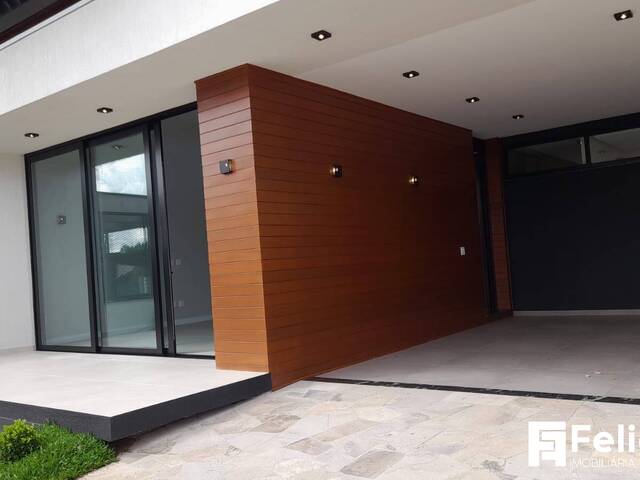 #1816 - Casa para Venda em Caxias do Sul - RS