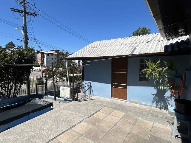 #1831 - Casa para Venda em Caxias do Sul - RS