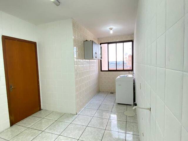 Apartamento para Venda em Caxias do Sul - 4
