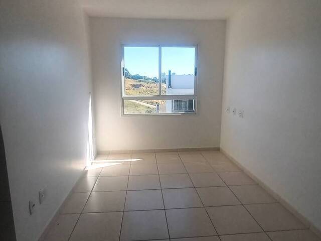 Apartamento para Venda em Caxias do Sul - 2