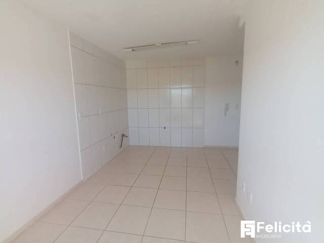 Apartamento para Venda em Caxias do Sul - 3