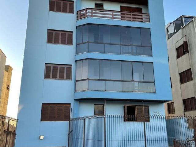 Apartamento para Venda em Caxias do Sul - 2