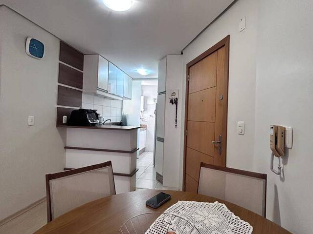 Apartamento para Venda em Caxias do Sul - 2