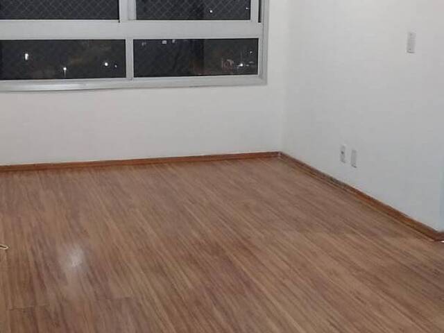 Apartamento para Venda em Caxias do Sul - 2