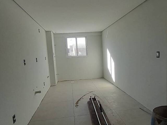 #1930 - Apartamento para Venda em Caxias do Sul - RS