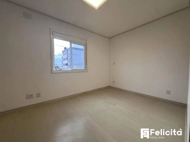 Apartamento para Venda em Caxias do Sul - 4