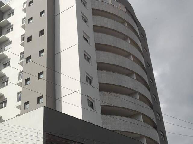 #1926 - Apartamento para Venda em Caxias do Sul - RS