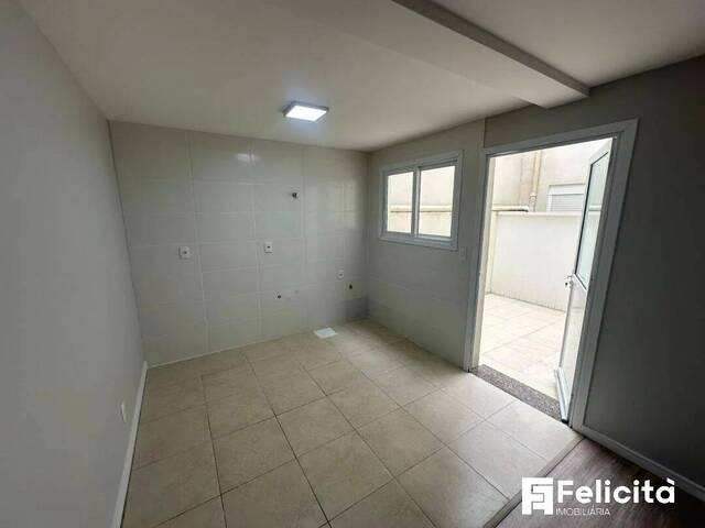 #1954 - Apartamento para Venda em Caxias do Sul - RS