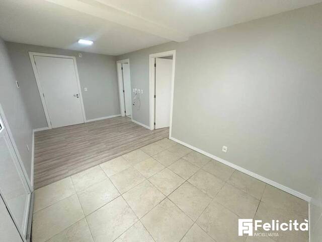 #1954 - Apartamento para Venda em Caxias do Sul - RS