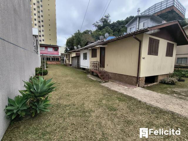 #1955 - Casa para Venda em Caxias do Sul - RS
