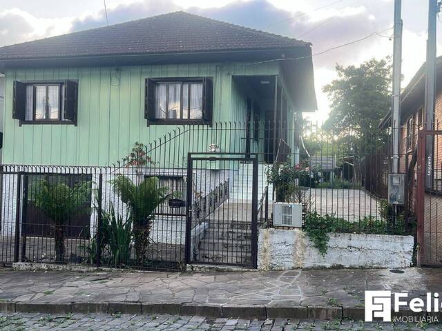 #1961 - Casa para Venda em Caxias do Sul - RS