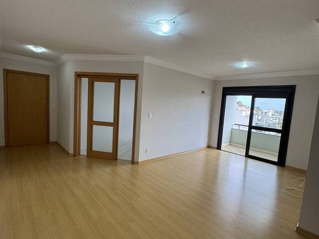 #1963 - Apartamento para Venda em Caxias do Sul - RS