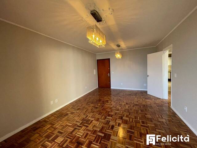 Apartamento para Venda em Caxias do Sul - 2