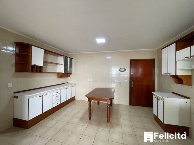 Apartamento para Venda em Caxias do Sul - 4