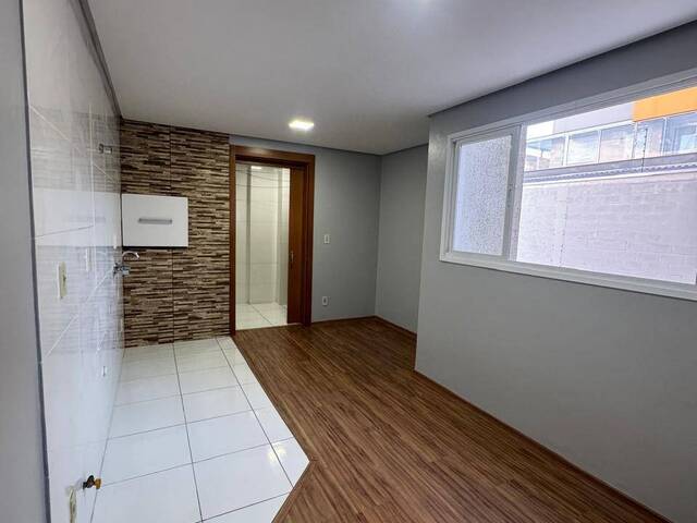 #1966 - Apartamento para Venda em Caxias do Sul - RS