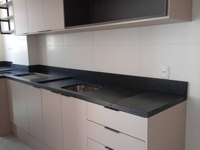 #1972 - Apartamento para Venda em Caxias do Sul - RS