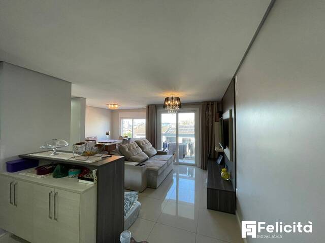 #1985 - Apartamento para Venda em Caxias do Sul - RS