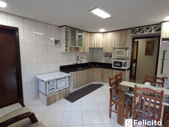 #1990 - Casa para Venda em Caxias do Sul - RS