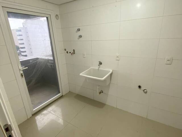 #2002 - Apartamento para Venda em Caxias do Sul - RS