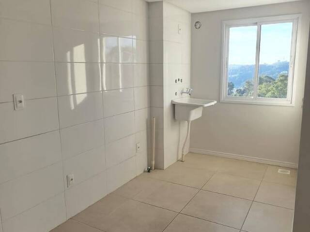 Apartamento para Venda em Caxias do Sul - 3