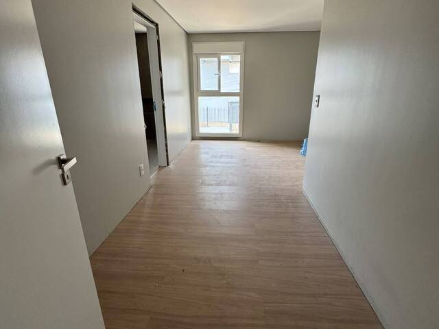 Sobrado para Venda em Caxias do Sul - 4