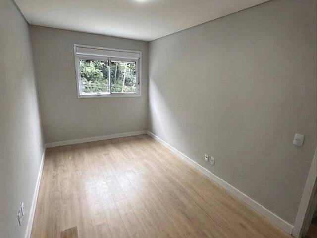 Apartamento para Venda em Caxias do Sul - 2