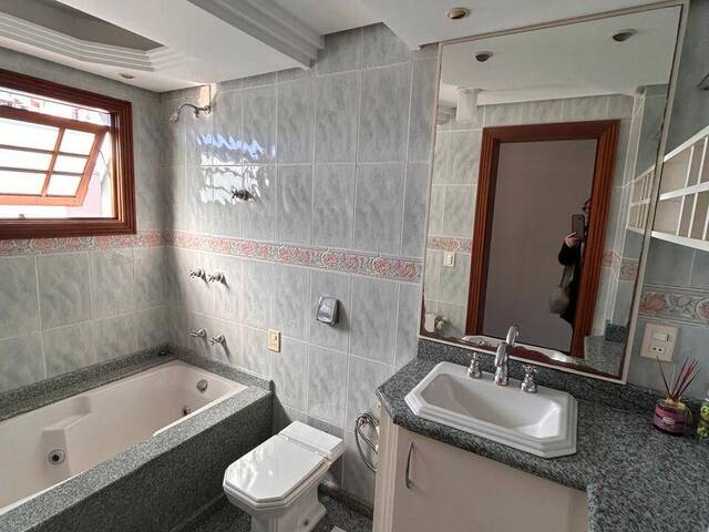 #2052 - Apartamento para Venda em Caxias do Sul - RS