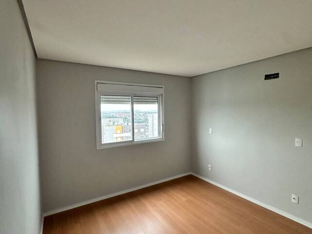 #2063 - Apartamento para Venda em Caxias do Sul - RS