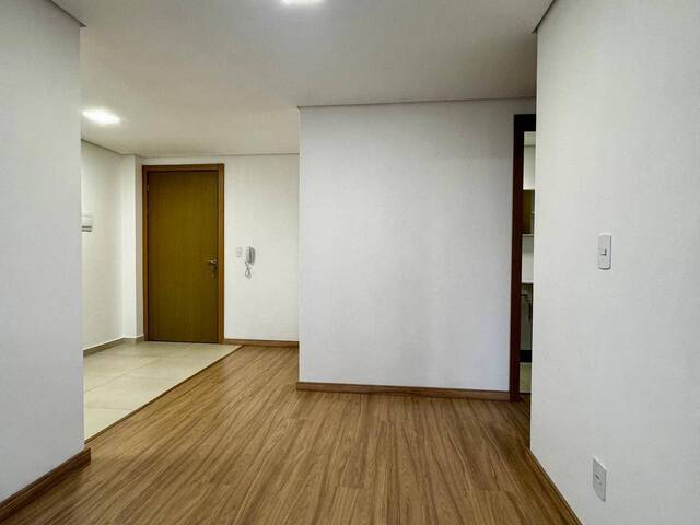 Apartamento para Venda em Caxias do Sul - 5