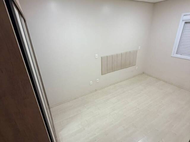 #2091 - Apartamento para Locação em Caxias do Sul - RS