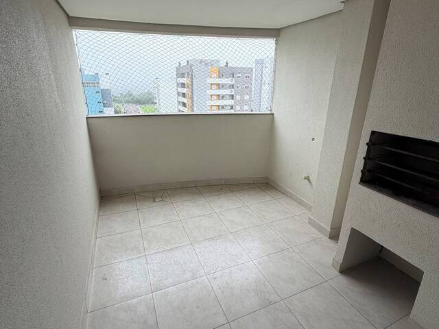 Apartamento para Venda em Caxias do Sul - 4