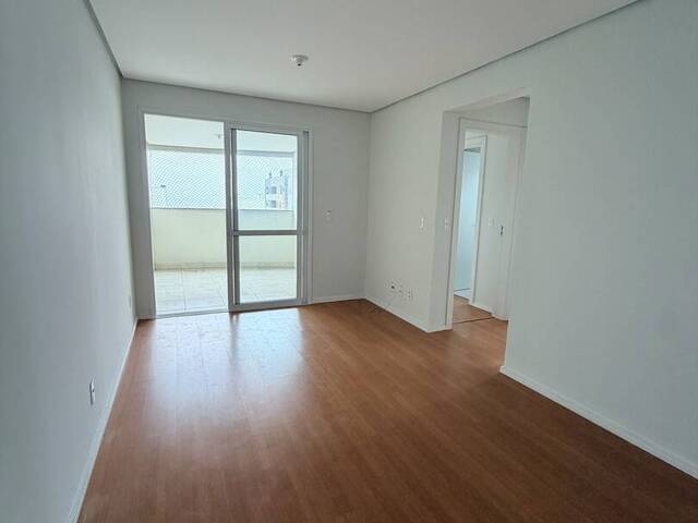 #2097 - Apartamento para Venda em Caxias do Sul - RS