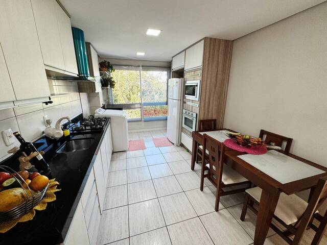 Apartamento para Venda em Caxias do Sul - 2