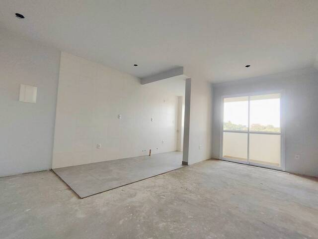 Apartamento para Venda em Caxias do Sul - 2