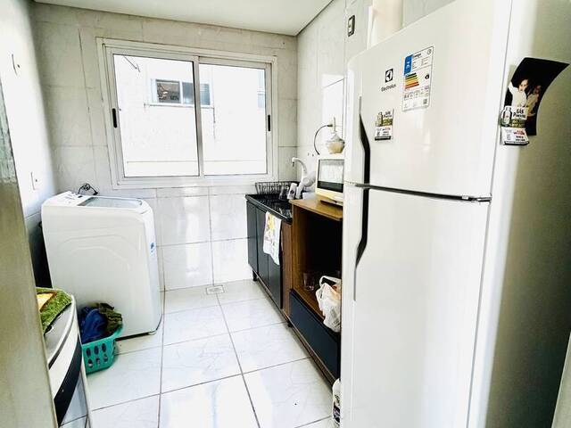 Apartamento para Venda em Caxias do Sul - 2