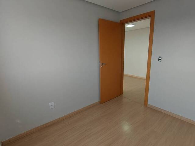 Apartamento para Venda em Caxias do Sul - 4