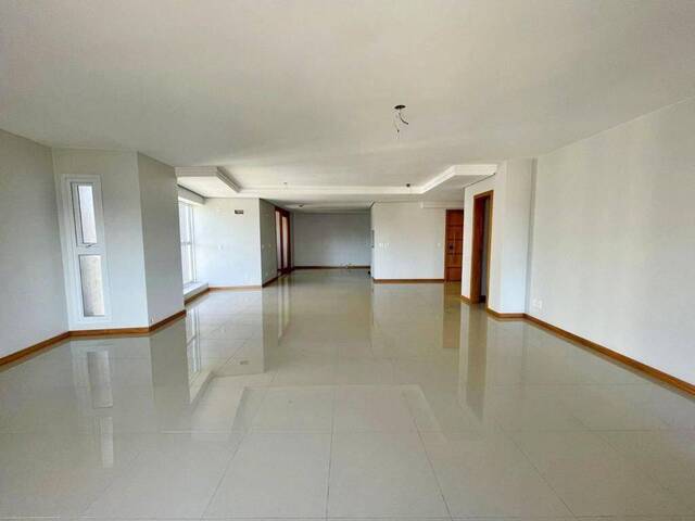 Apartamento para Venda em Caxias do Sul - 4