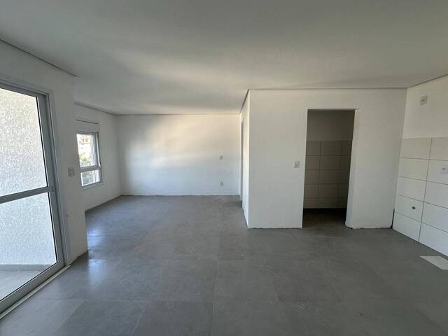 Apartamento para Venda em Caxias do Sul - 2