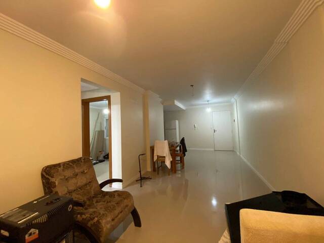 Apartamento para Venda em Caxias do Sul - 5