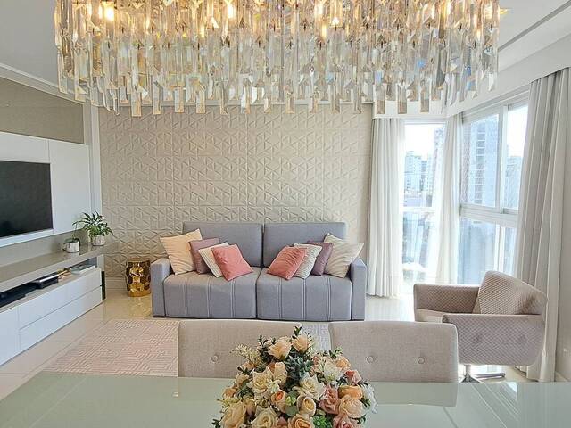 Apartamento para Venda em Caxias do Sul - 2