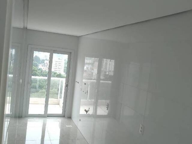 Apartamento para Venda em Caxias do Sul - 4