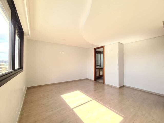 Apartamento para Venda em Caxias do Sul - 3