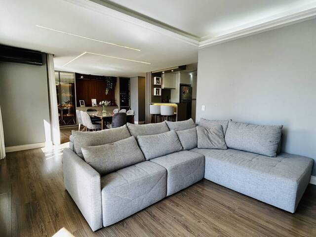 Apartamento para Venda em Caxias do Sul - 2