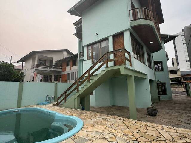 Casa para Venda em Caxias do Sul - 4