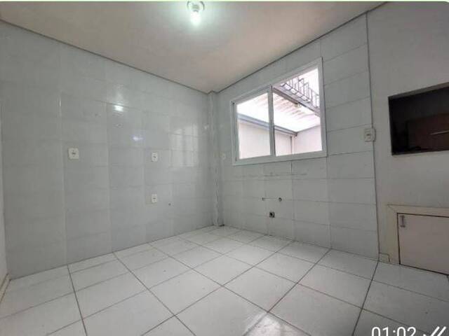 Apartamento para Venda em Caxias do Sul - 3