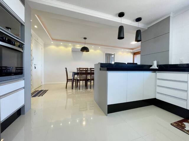 Apartamento para Venda em Caxias do Sul - 5