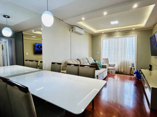 Apartamento para Venda em Caxias do Sul - 2