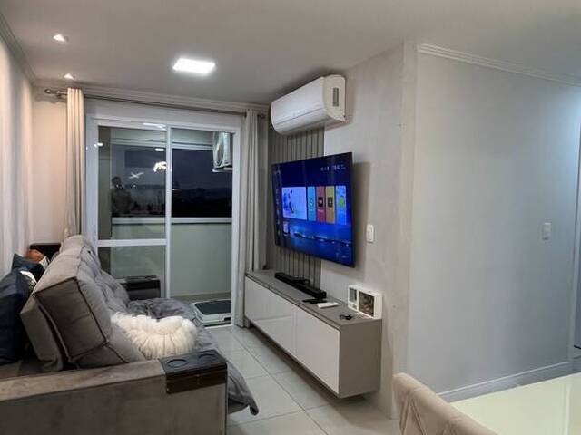 Apartamento para Venda em Caxias do Sul - 2